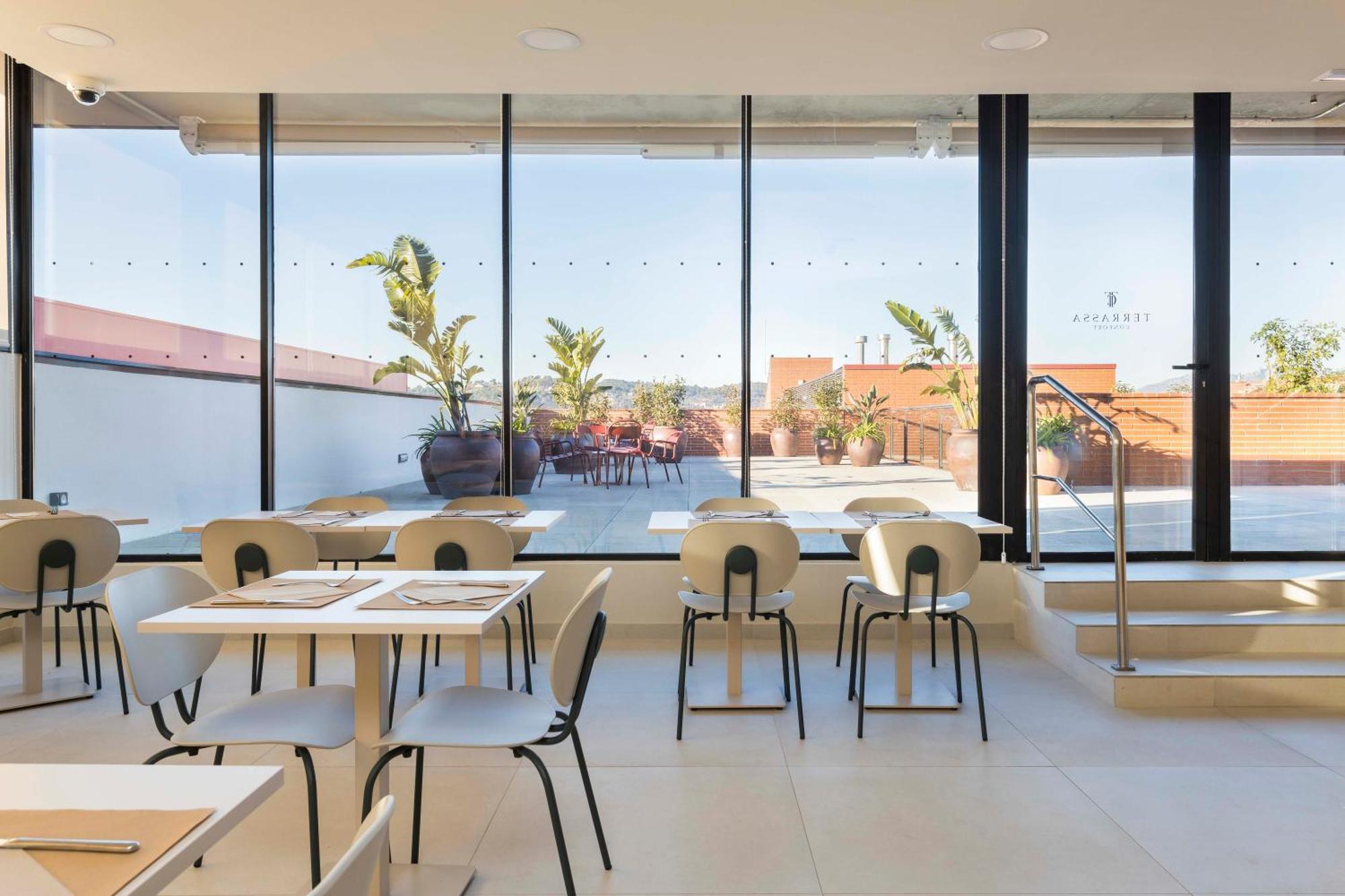 Hotel Terrassa Confort Ngoại thất bức ảnh