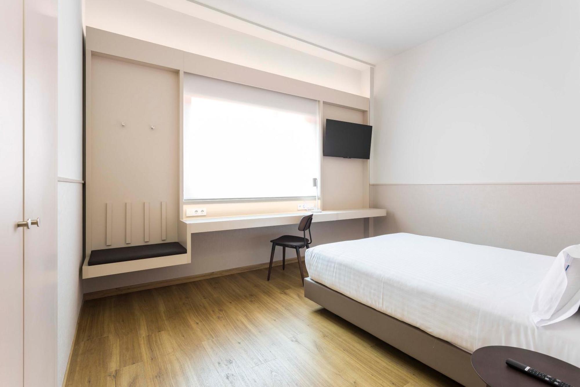 Hotel Terrassa Confort Ngoại thất bức ảnh