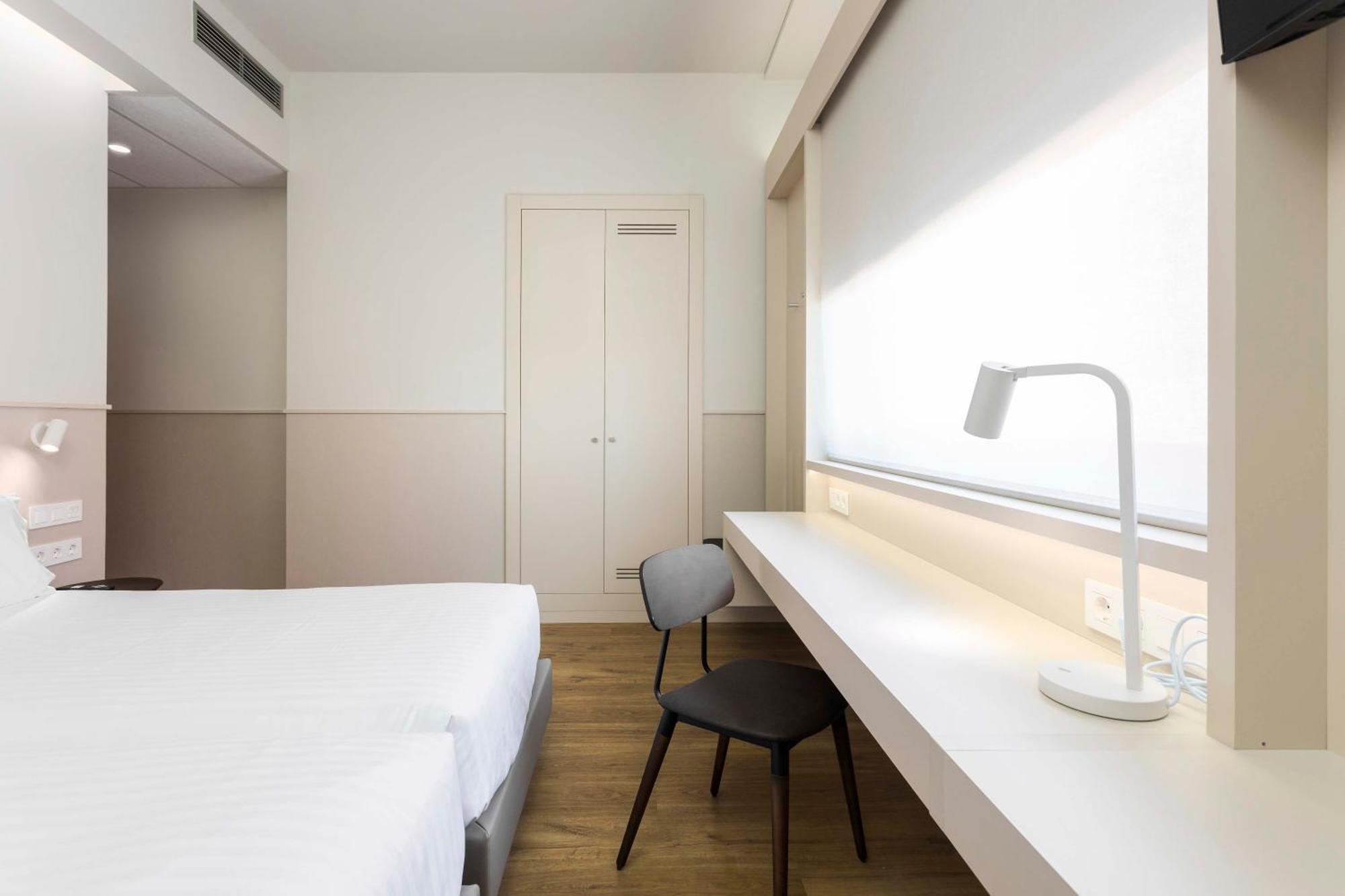 Hotel Terrassa Confort Ngoại thất bức ảnh